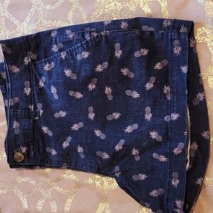 GAP Pineapple Print Shorts